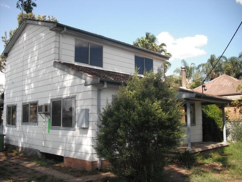 25 High Street, Greta NSW 2334