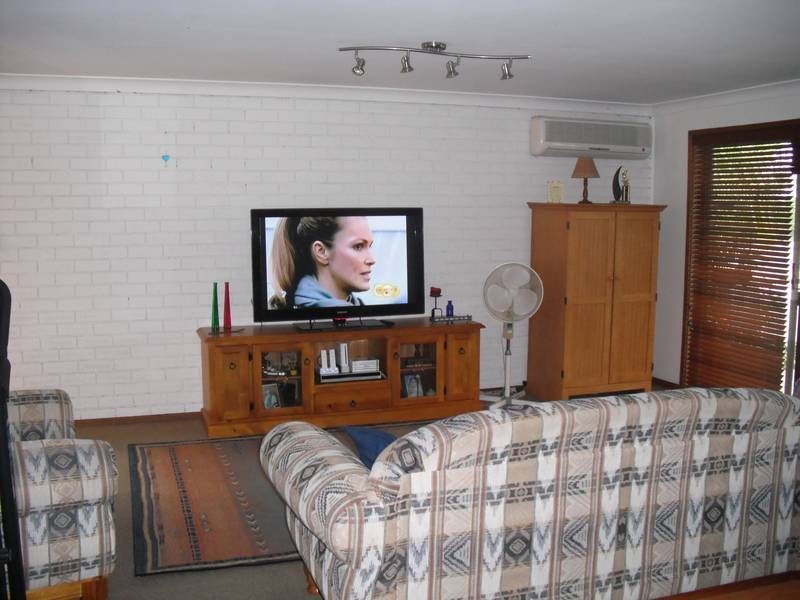 13 Middle, Branxton NSW 2335