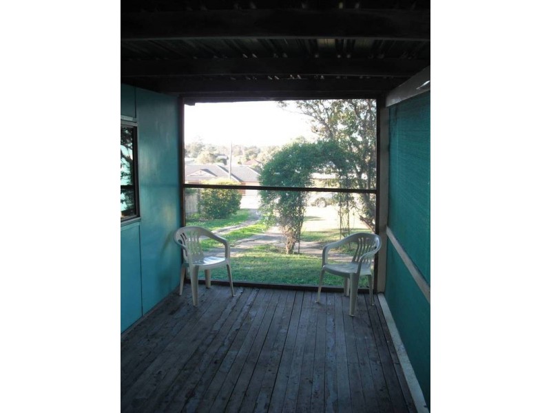 18 Sale, Greta NSW 2334