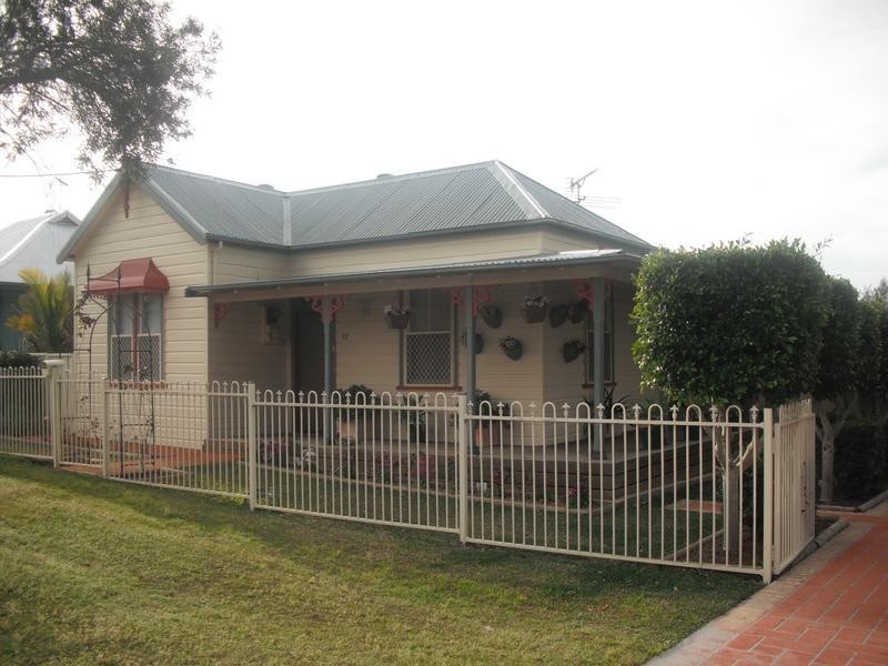 17 Russell, Branxton NSW 2335