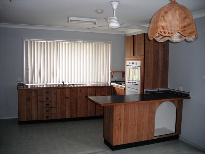 10 Queen, Branxton NSW 2335