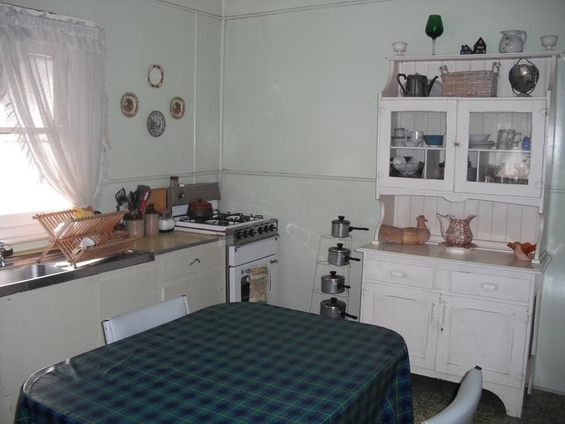 24 Sale, Greta NSW 2334