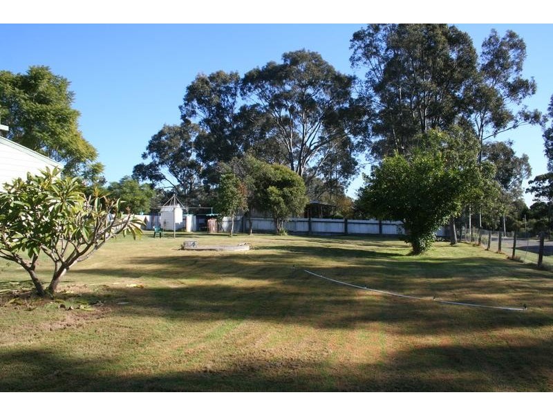 12 Scott, North Rothbury NSW 2335