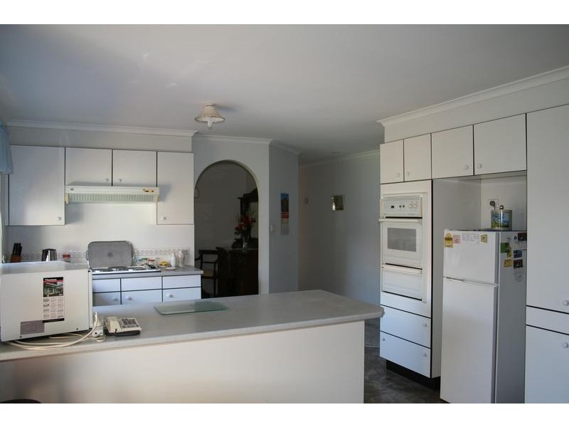 33 Church, Branxton NSW 2335