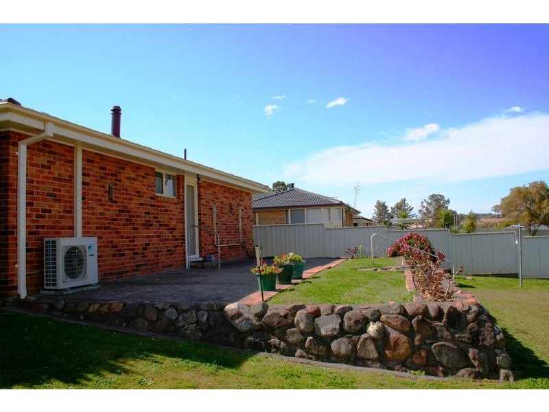 33 Church, Branxton NSW 2335