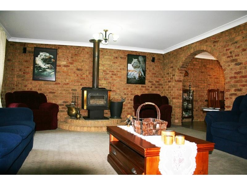 23 Railway, Branxton NSW 2335