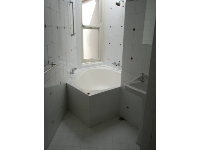 26 Iredale Street, Newtown NSW 2042