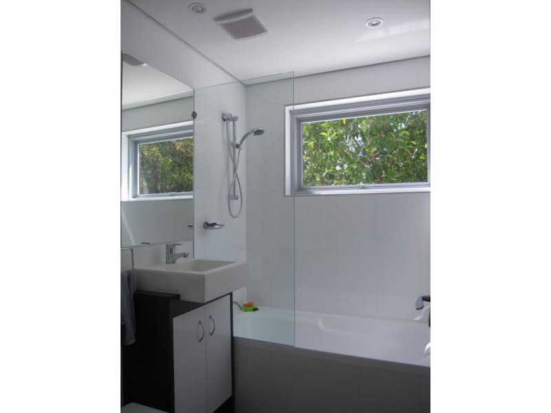 28/115 Wigram Road, Forest Lodge NSW 2037