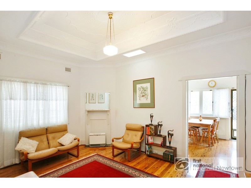 2 St Georges Parade, Earlwood NSW 2206