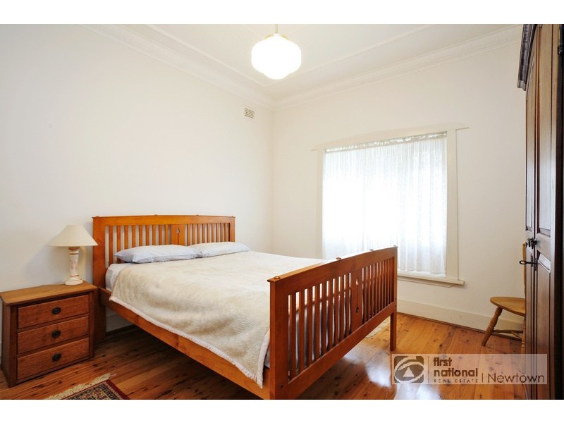 2 St Georges Parade, Earlwood NSW 2206