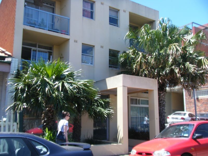 2/3 Lord Street, Newtown NSW 2042