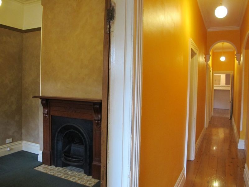 10 Holmwood Street, Newtown NSW 2042