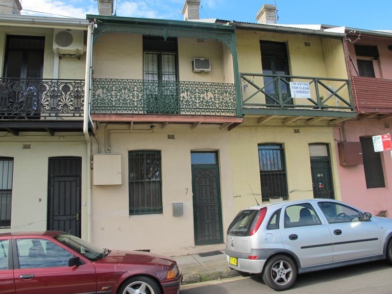 7 Council Street, St Peters NSW 2044