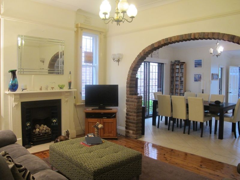 24 Frederick Street, St Peters NSW 2044