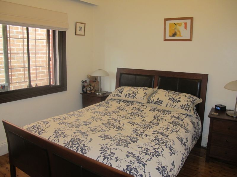 24 Frederick Street, St Peters NSW 2044