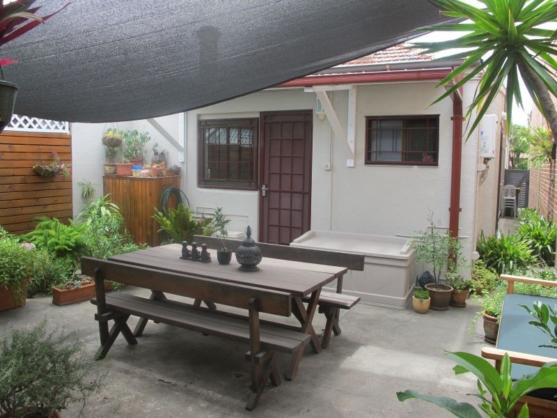 24 Frederick Street, St Peters NSW 2044