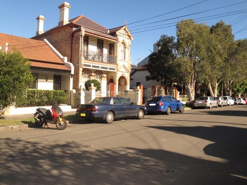 4 Holmwood Street, Newtown NSW 2042