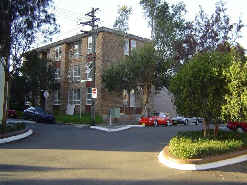 1/24 Victoria Street, Erskineville NSW 2043
