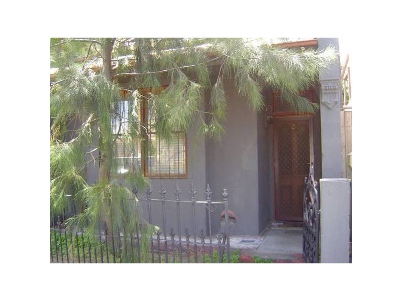 3 HOLMWOOD STREET, Newtown NSW 2042