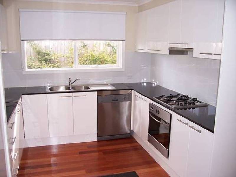 30 Autumn Grove, Mooroolbark VIC 3138