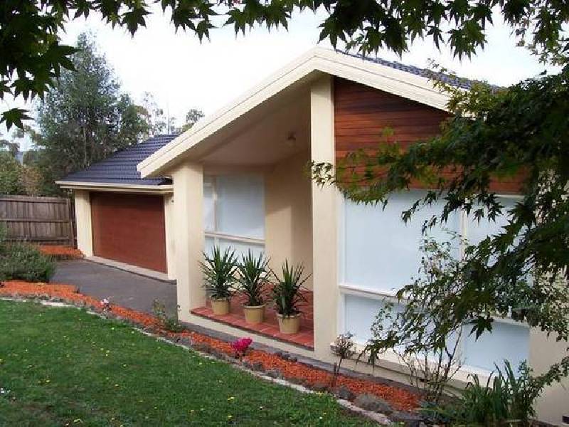 30 Autumn Grove, Mooroolbark VIC 3138