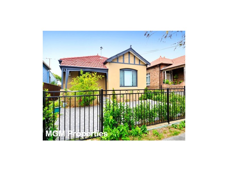 9 McBurney Ave, Mascot NSW 2020