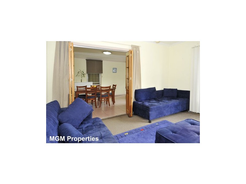 9 McBurney Ave, Mascot NSW 2020