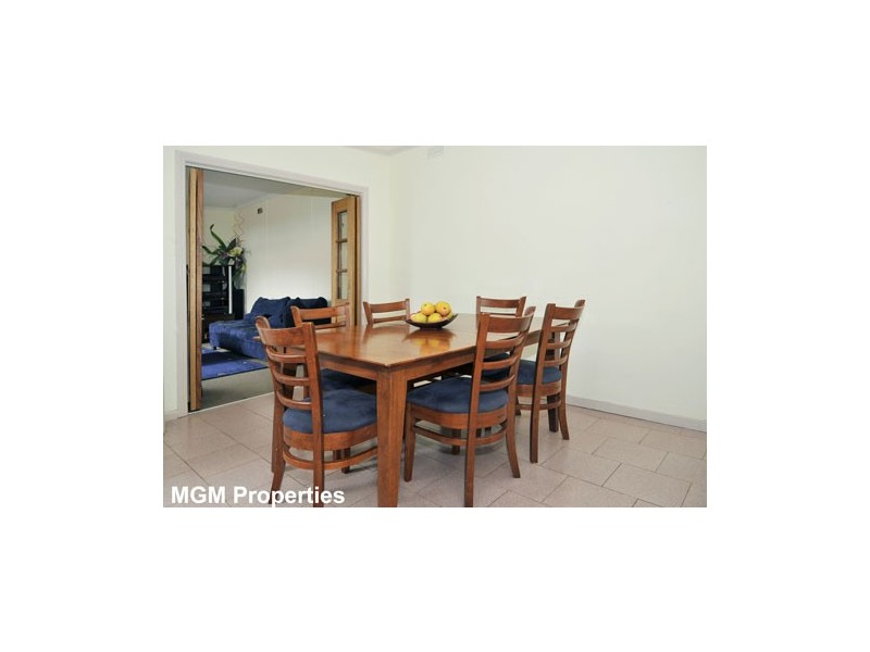 9 McBurney Ave, Mascot NSW 2020