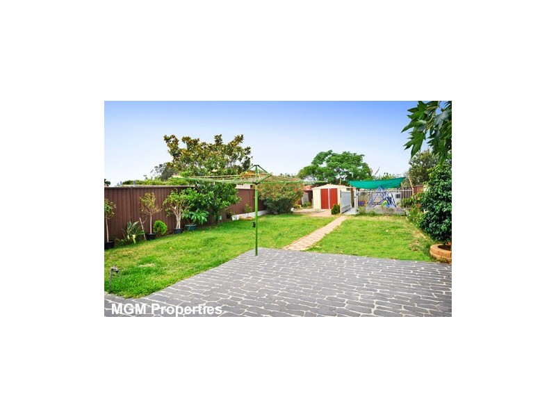 9 McBurney Ave, Mascot NSW 2020