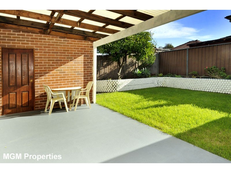 2 Harry Street, Eastlakes NSW 2018