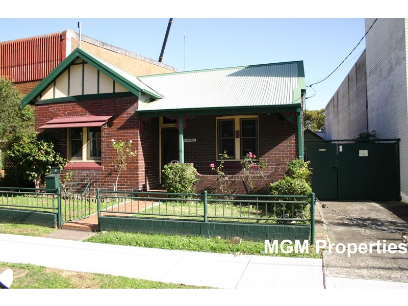 8 Chegwyn Street, Botany NSW 2019