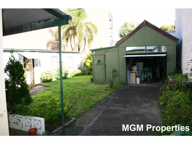 8 Chegwyn Street, Botany NSW 2019