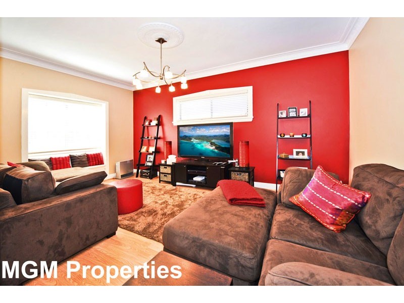 16 Carinya Ave, Mascot NSW 2020