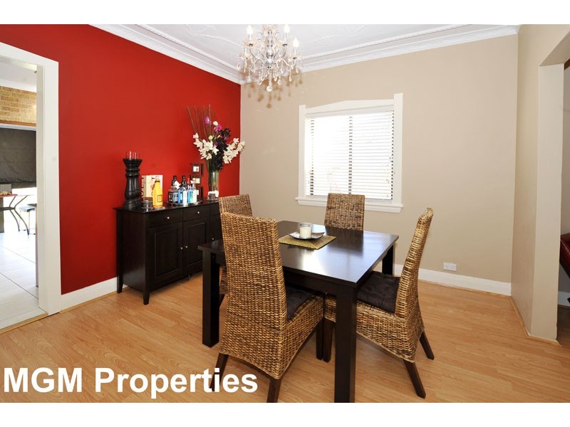 16 Carinya Ave, Mascot NSW 2020