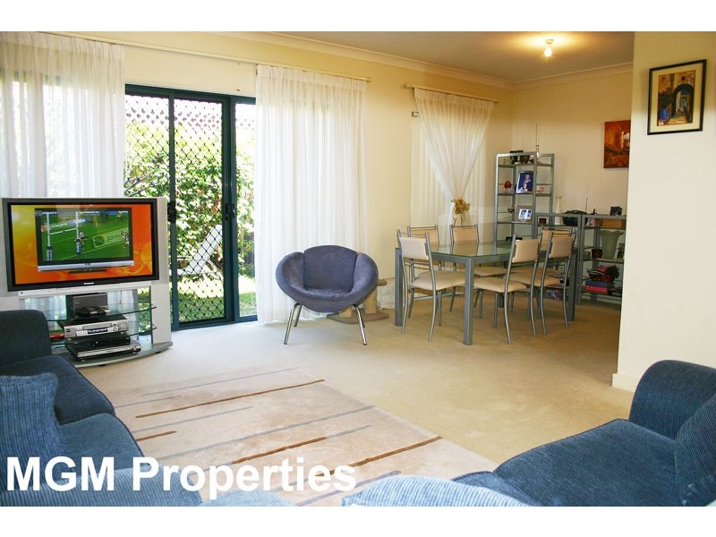 2/10 George Street, Eastlakes NSW 2018