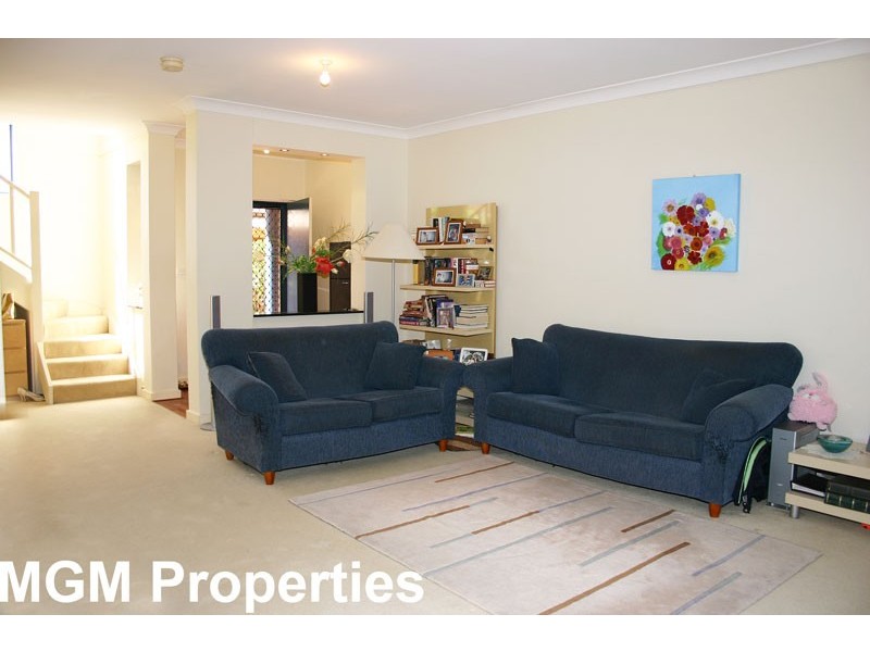 2/10 George Street, Eastlakes NSW 2018