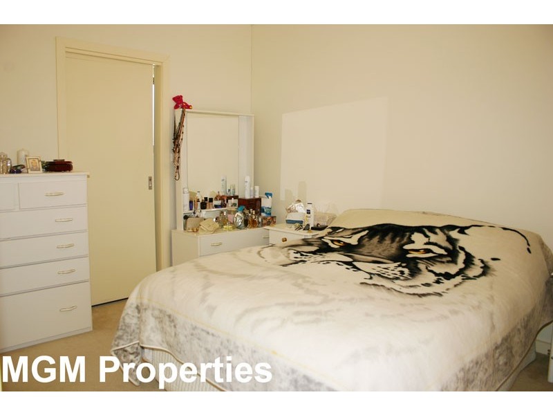 2/10 George Street, Eastlakes NSW 2018