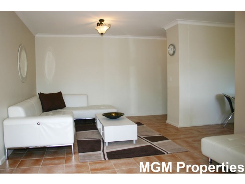 11/27 Mascot Drive, Eastlakes NSW 2018