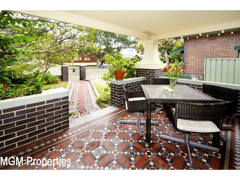 17 Day Avenue, Kensington NSW 2033