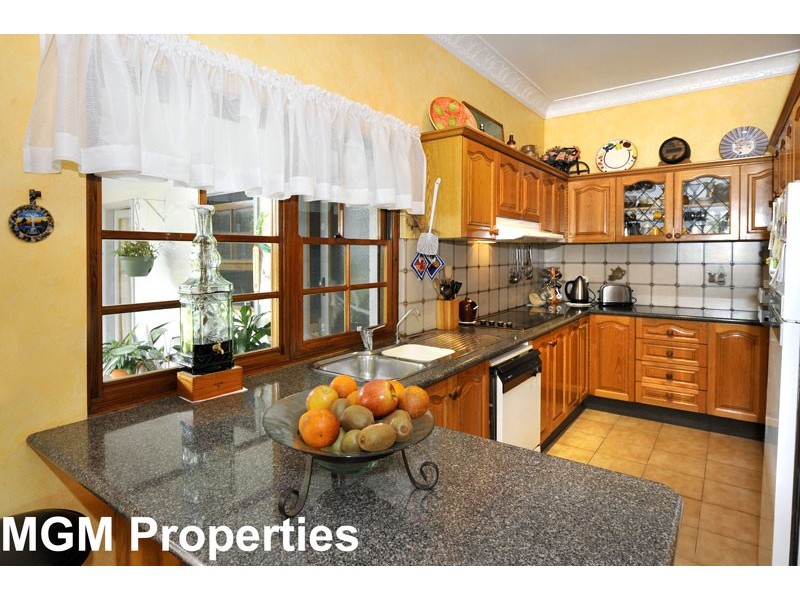 24 Lenthall Street, Kensington NSW 2033