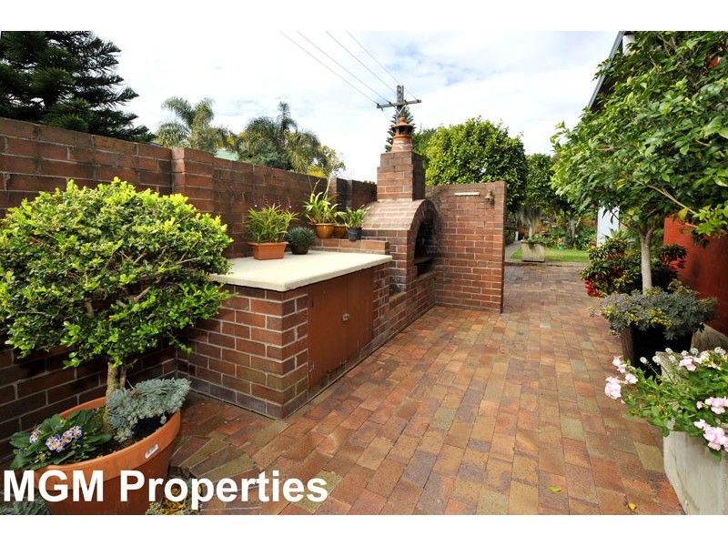 24 Lenthall Street, Kensington NSW 2033