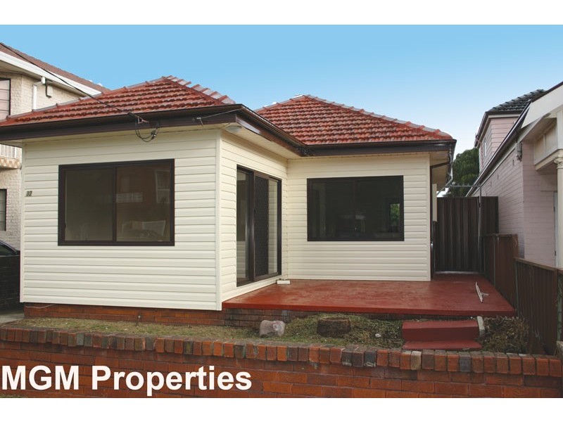 32 George Street, Eastlakes NSW 2018