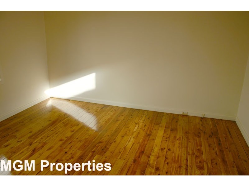 32 George Street, Eastlakes NSW 2018