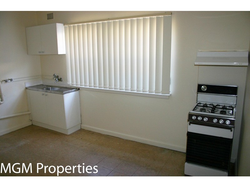 76 Vernon Avenue, Eastlakes NSW 2018