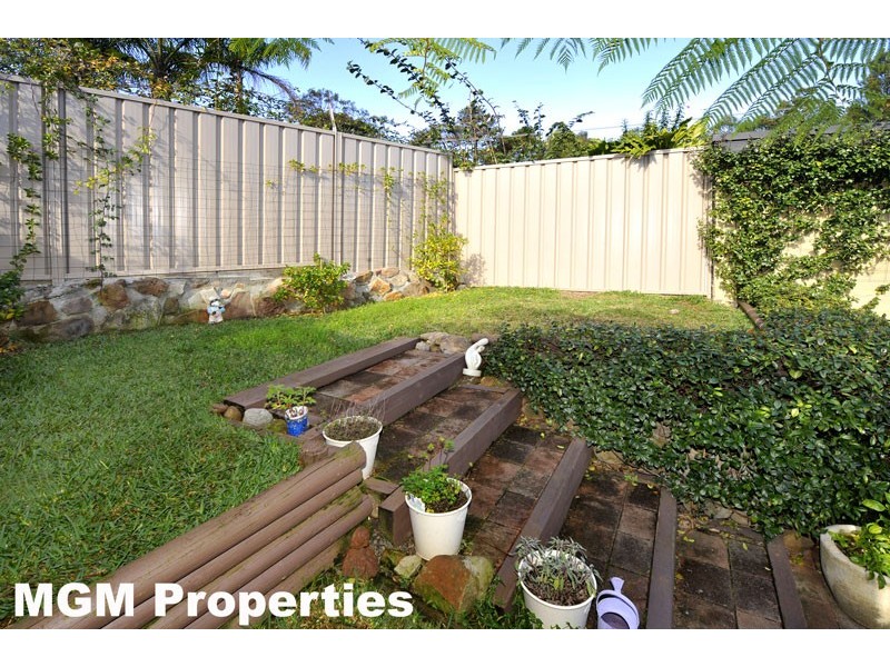 16 Charles Street, Eastlakes NSW 2018