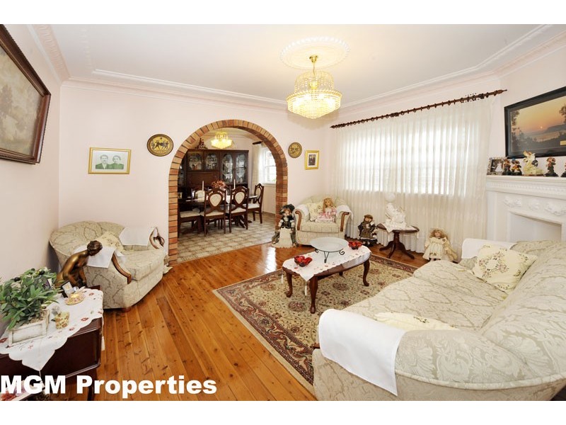 118 Florence Avenue, Eastlakes NSW 2018