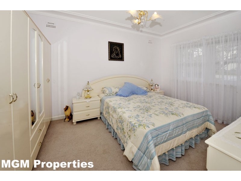 118 Florence Avenue, Eastlakes NSW 2018