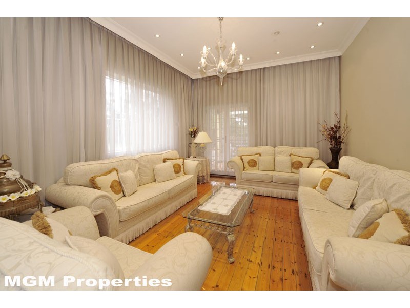 89 Sparks Street, Eastlakes NSW 2018