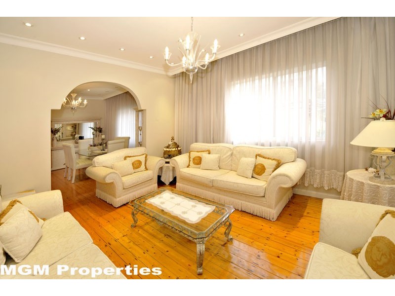 89 Sparks Street, Eastlakes NSW 2018