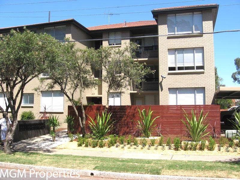 10 Evans Avenue, Eastlakes NSW 2018